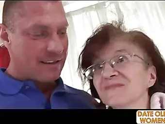 Bayan kuaforunde porno türk sikiş resmi