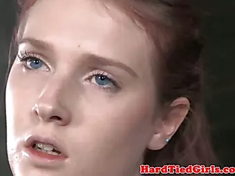 Kız Kardeşle Sert Sikiş Pornosu  resmi